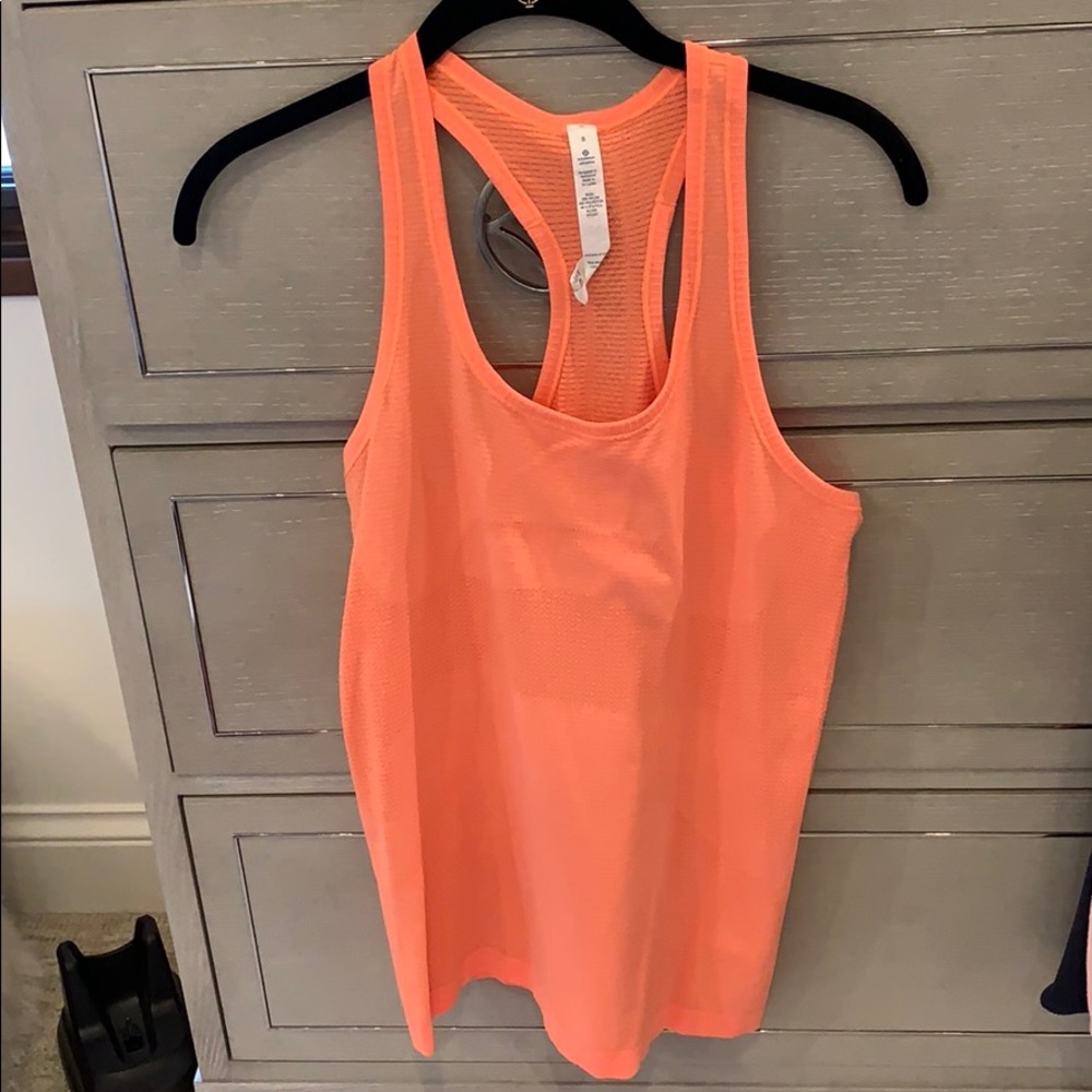 Lululemon tank top